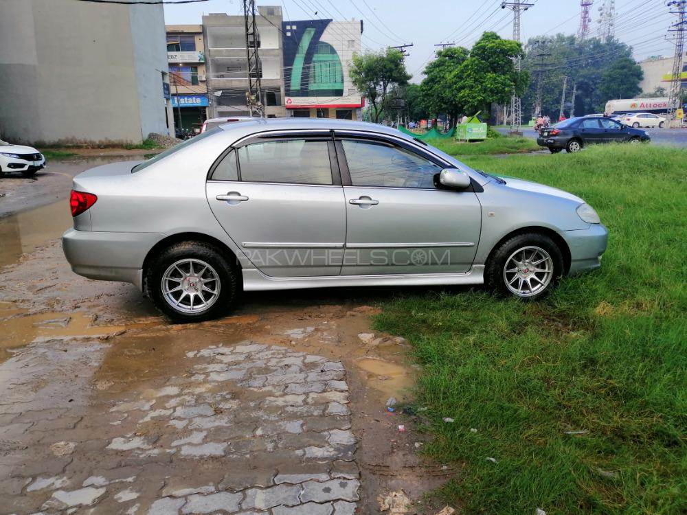 Toyota Corolla Assista 2004 for Sale in Lahore Image-1