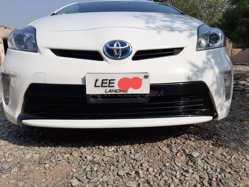 Toyota Prius 2015 for Sale in Peshawar Toyota Prius 2015 for Sale in Peshawar Image-7