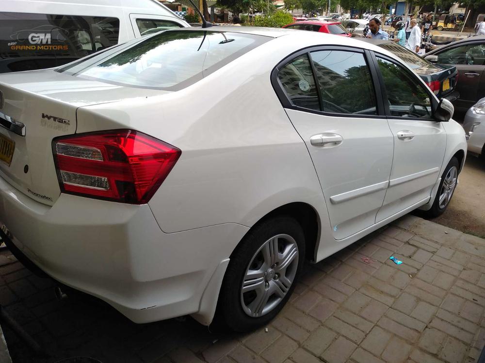 ہونڈا سٹی 2018 for Sale in کراچی ہونڈا سٹی 2018 for Sale in کراچی Image-12