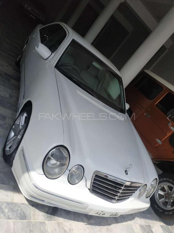Mercedes Benz E Class Estate 2000 for Sale in Peshawar Image-1