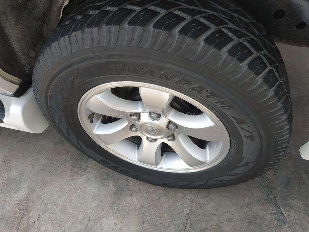 Toyota Prado 2003 for Sale in Peshawar Toyota Prado 2003 for Sale in Peshawar Image-9