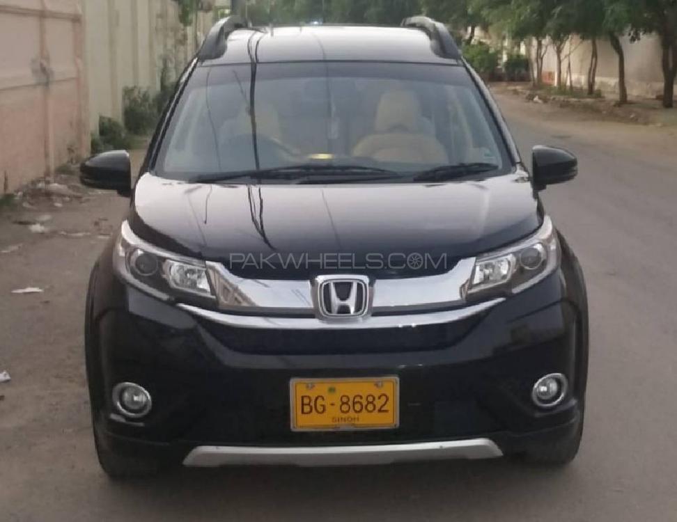 Honda BR-V 2017 for Sale in Karachi Honda BR-V 2017 for Sale in Karachi Image-2