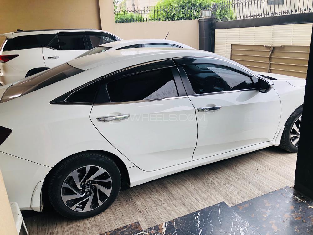 Honda Civic 2017 for Sale in Lahore Honda Civic 2017 for Sale in Lahore Image-5