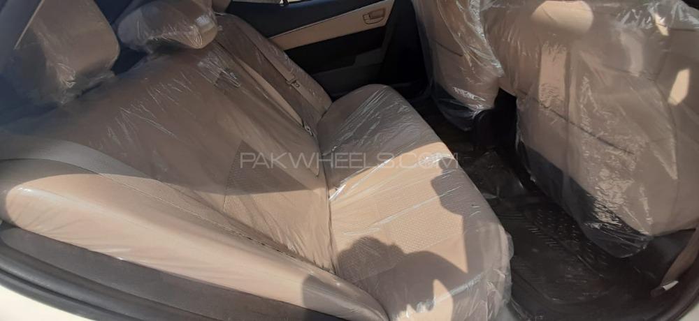 Toyota Corolla 2015 for Sale in Peshawar Toyota Corolla 2015 for Sale in Peshawar Image-8