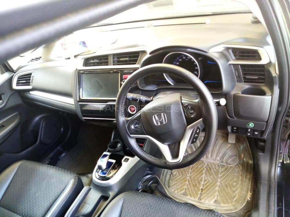 Honda Fit 2014 for Sale in Gujranwala Honda Fit 2014 for Sale in Gujranwala Image-6