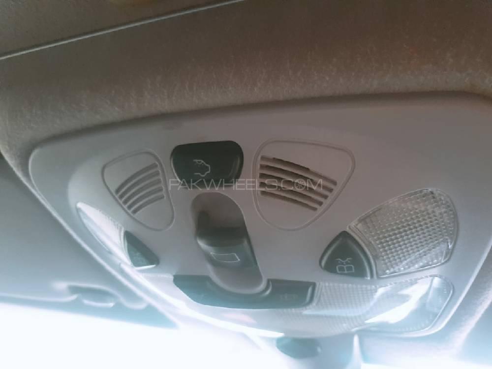 Mercedes Benz C Class 2001 for Sale in Rawalpindi Mercedes Benz C Class 2001 for Sale in Rawalpindi Image-14