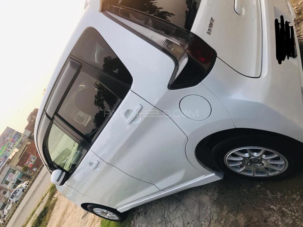 Nissan Dayz Highway Star 2013 for Sale in Gujranwala Nissan Dayz Highway Star 2013 for Sale in Gujranwala Image-12
