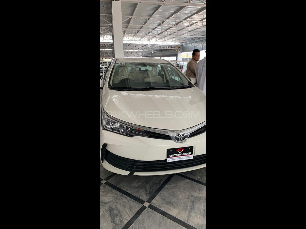 Toyota Corolla 2019 for Sale in Peshawar Image-1