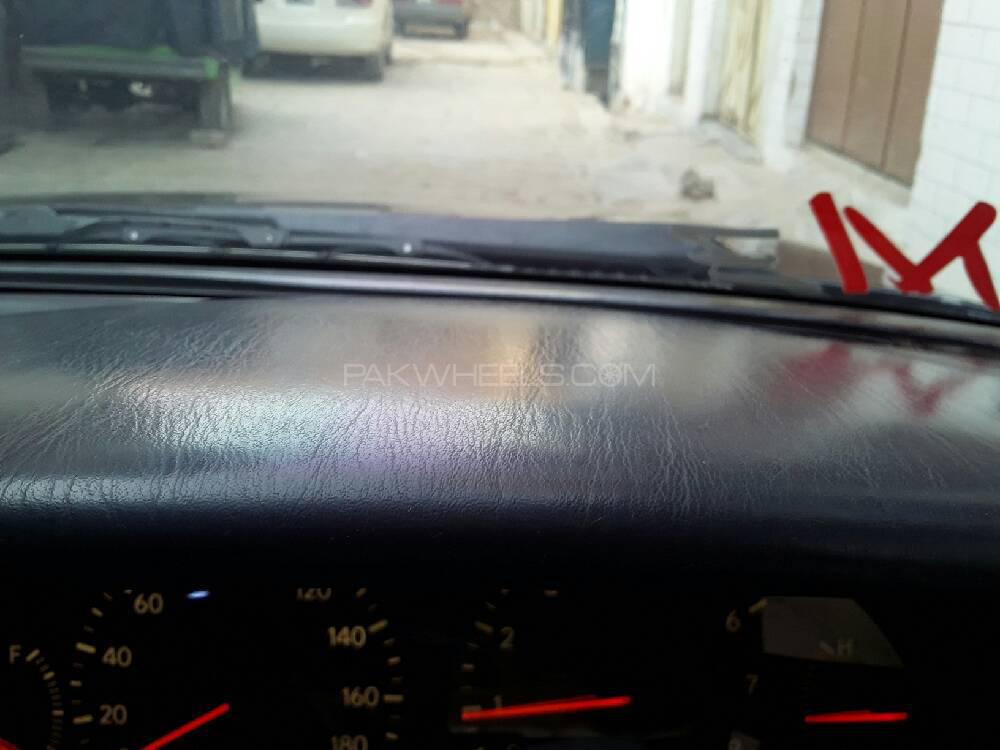 Toyota Corolla 1998 for Sale in Peshawar Toyota Corolla 1998 for Sale in Peshawar Image-8