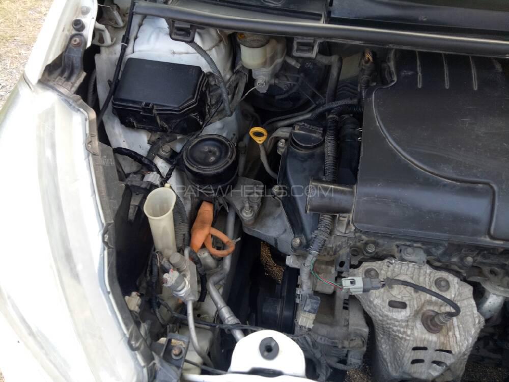 Toyota Vitz 2012 for Sale in Dera ismail khan Toyota Vitz 2012 for Sale in Dera ismail khan Image-6