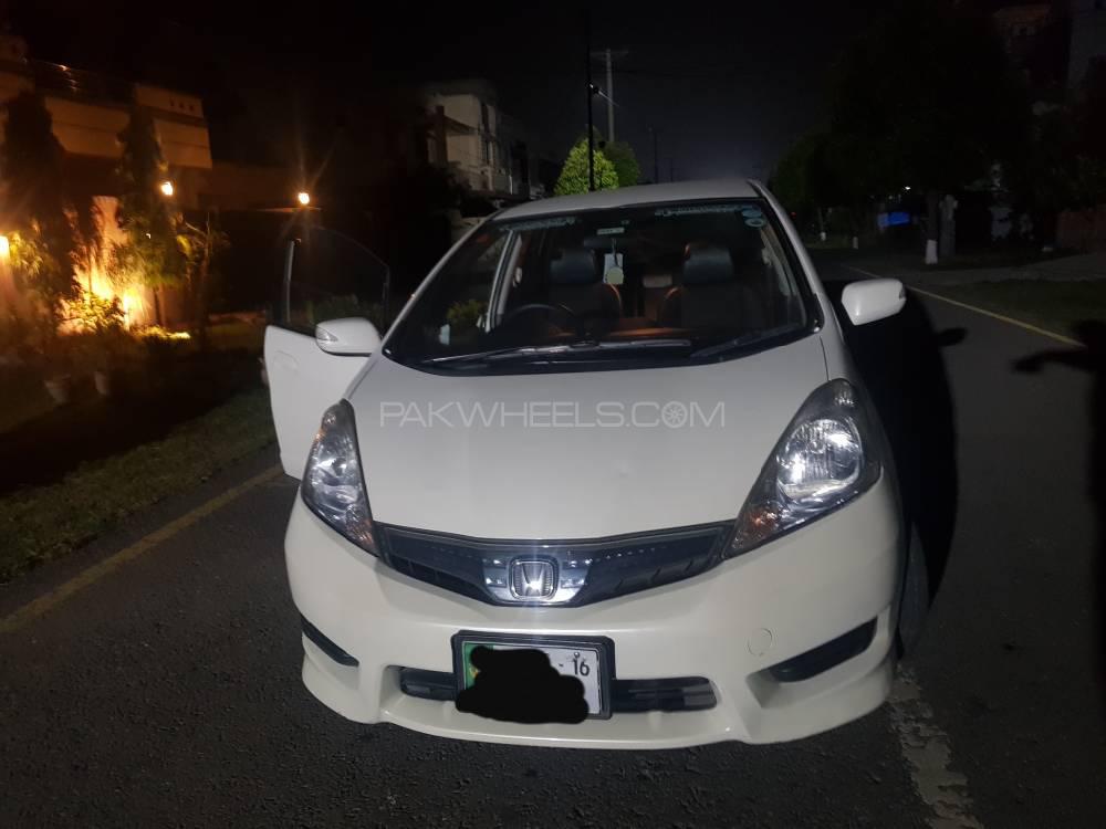 Honda Fit 2016 for Sale in Gujranwala Honda Fit 2016 for Sale in Gujranwala Image-3