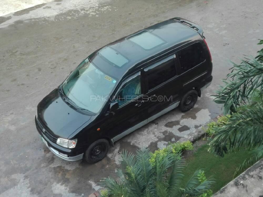 Toyota Noah 1997 for Sale in Lahore Image-1