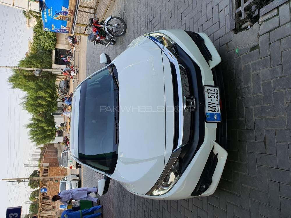 Honda Civic 2018 for Sale in Multan Honda Civic 2018 for Sale in Multan Image-3