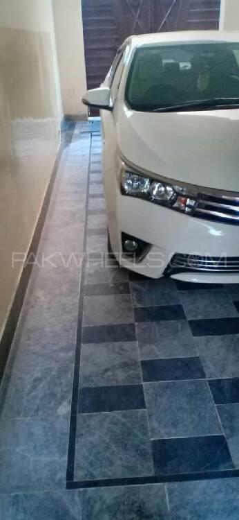 Toyota Corolla 2016 for Sale in Kohat Image-1