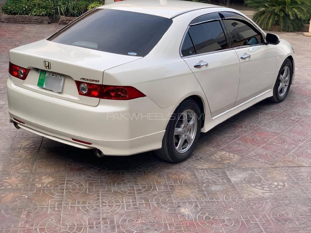 Honda Accord 2003 for Sale in Multan Honda Accord 2003 for Sale in Multan Image-5