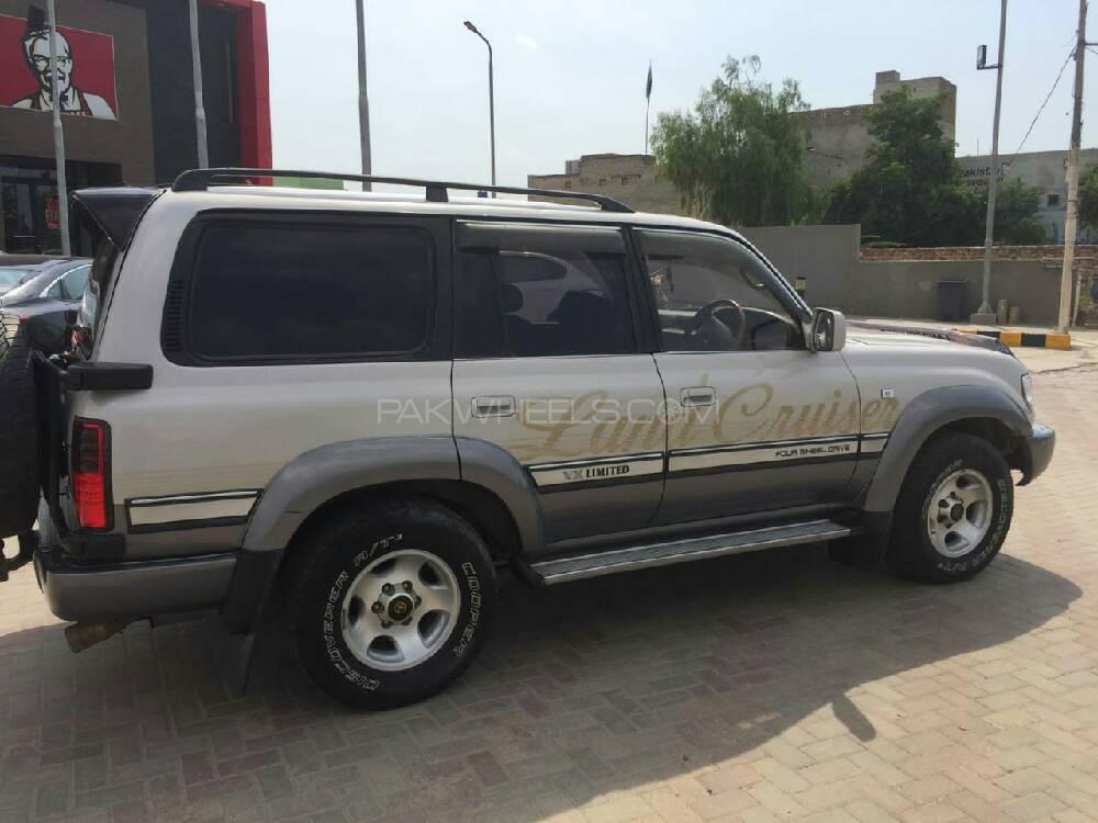 Toyota Land Cruiser 1995 for Sale in Sahiwal Toyota Land Cruiser 1995 for Sale in Sahiwal Image-5