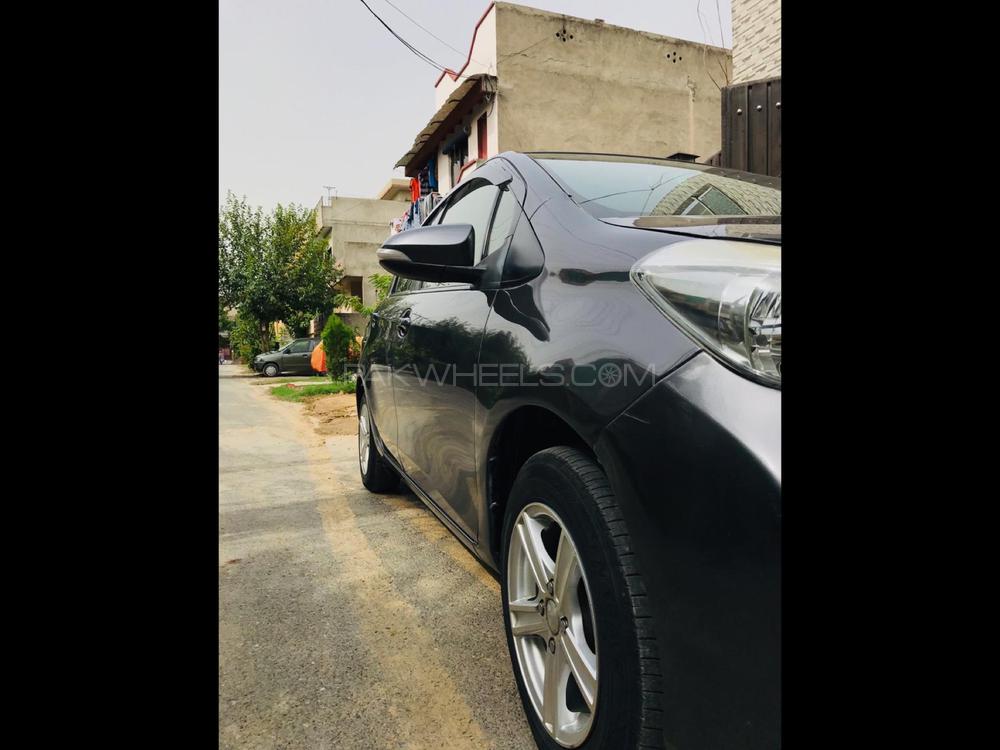Toyota Vitz 2014 for Sale in Lahore Toyota Vitz 2014 for Sale in Lahore Image-2