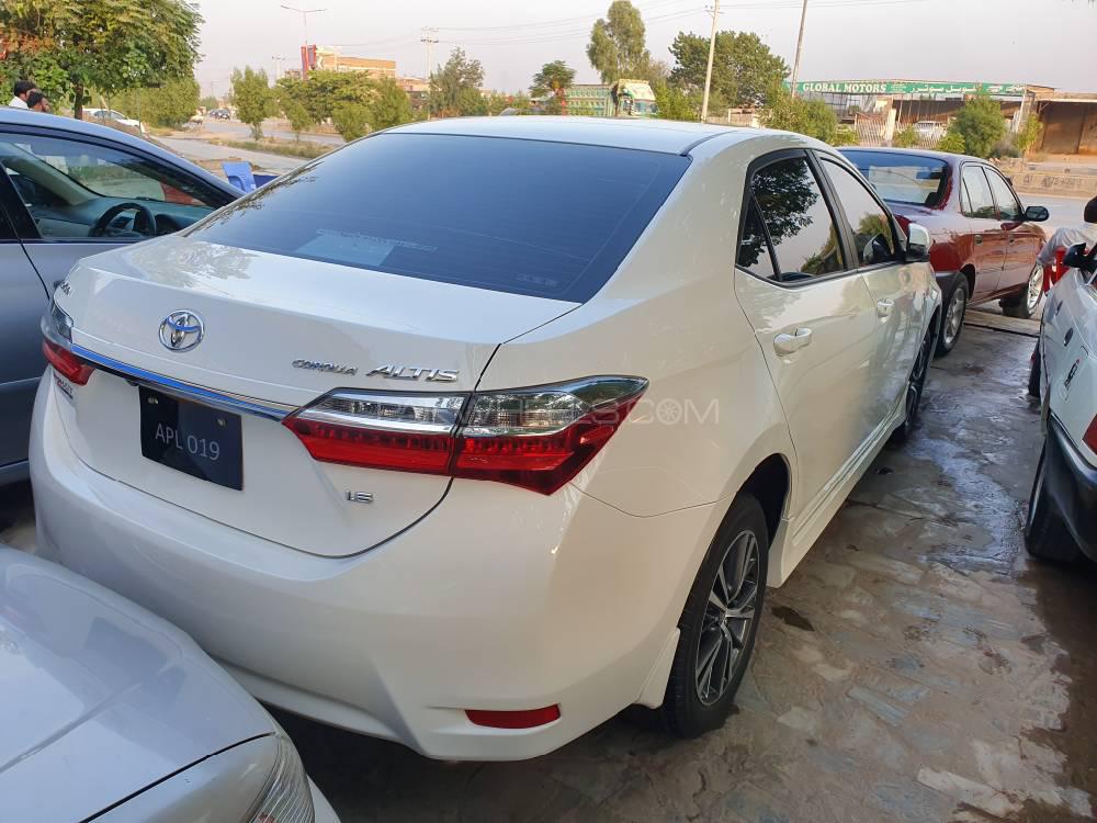 Toyota Corolla 2019 for Sale in Peshawar Toyota Corolla 2019 for Sale in Peshawar Image-3
