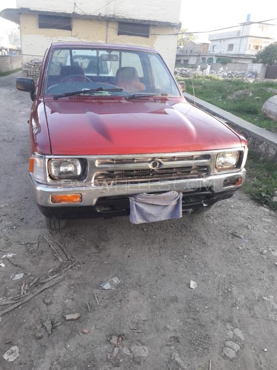 Toyota Hilux 1990 for Sale in Abbottabad Image-1