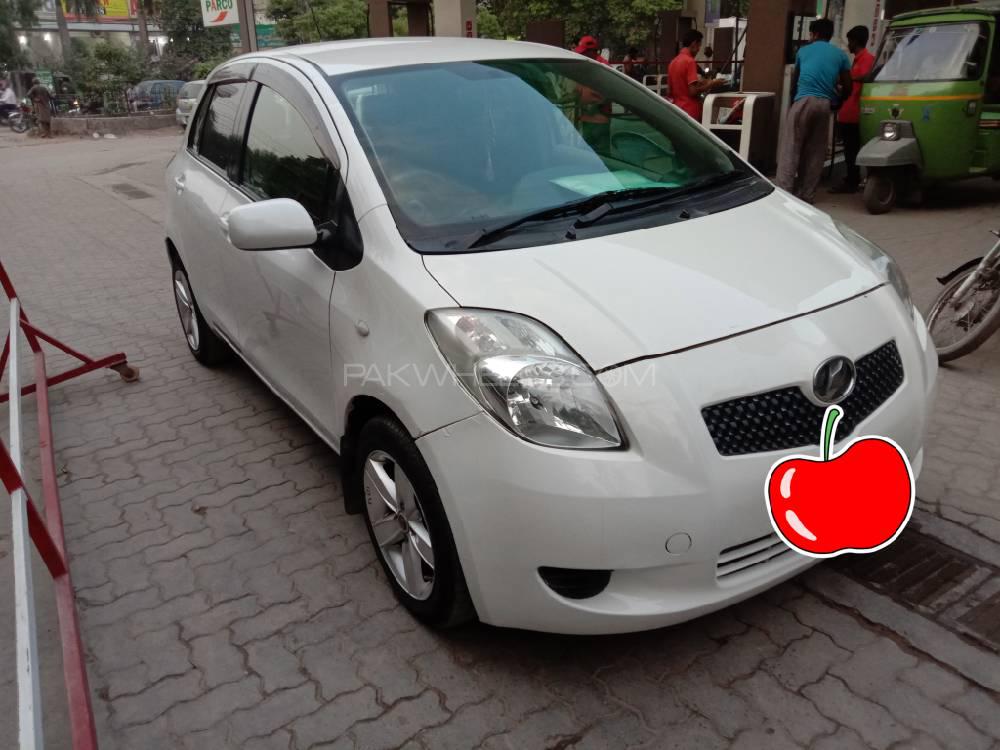 Toyota Vitz 2006 for Sale in Peshawar Toyota Vitz 2006 for Sale in Peshawar Image-2