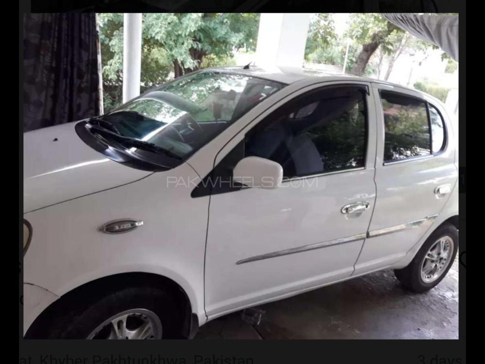 Toyota Vitz 2002 for Sale in Kohat Image-1