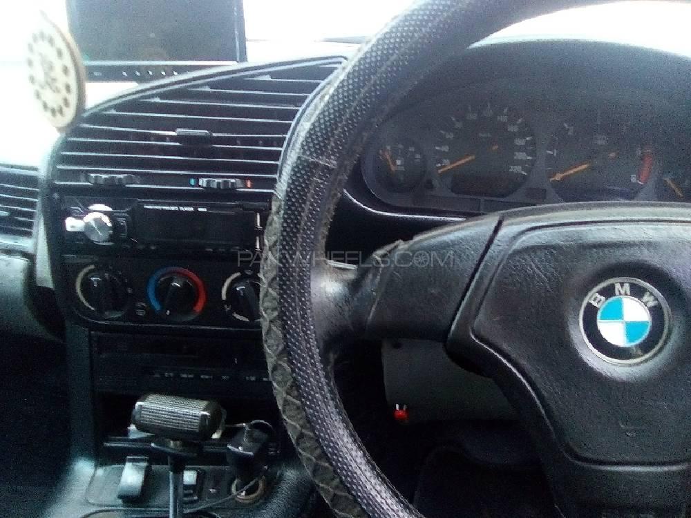 بی ایم ڈبلیو 3 سیریز 1995 for Sale in راولپنڈی بی ایم ڈبلیو 3 سیریز 1995 for Sale in راولپنڈی Image-15