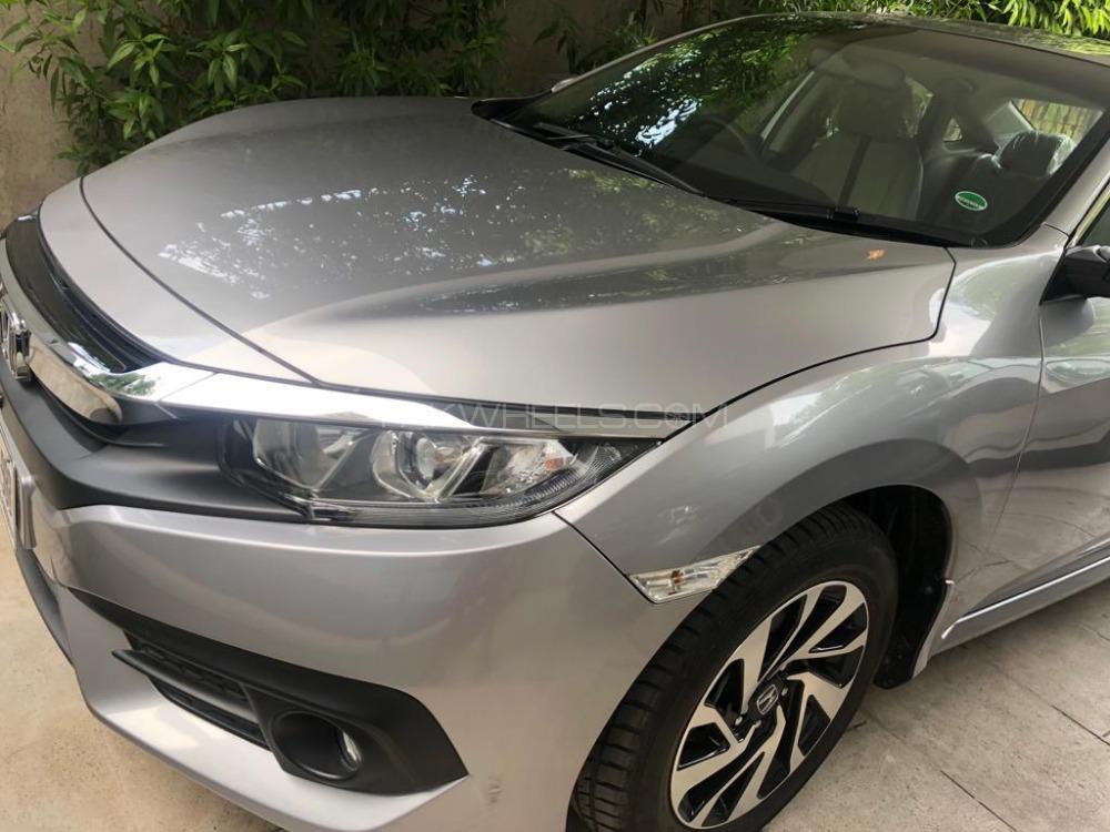 ہونڈا سوک 2018 for Sale in لاہور ہونڈا سوک 2018 for Sale in لاہور Image-3
