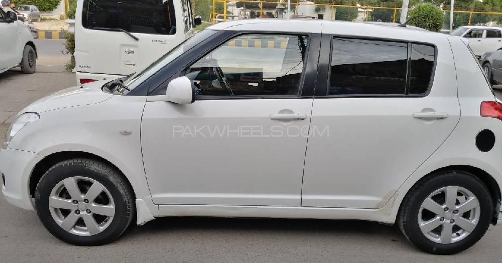 Suzuki Swift 2013 for Sale in Karachi Suzuki Swift 2013 for Sale in Karachi Image-7