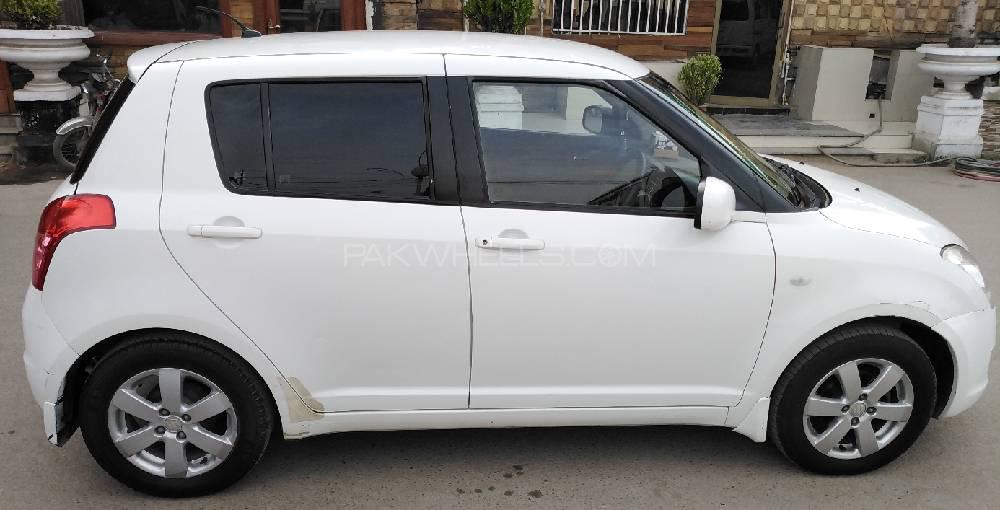 Suzuki Swift 2013 for Sale in Karachi Suzuki Swift 2013 for Sale in Karachi Image-8