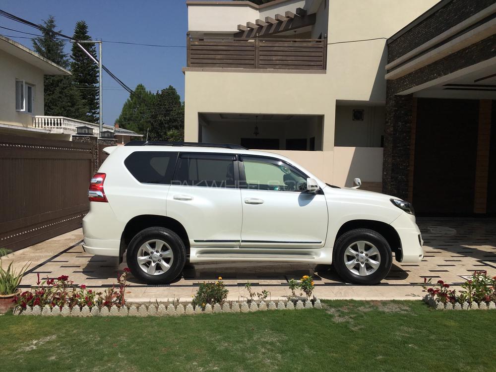 Toyota Prado 2012 for Sale in Abbottabad Toyota Prado 2012 for Sale in Abbottabad Image-9