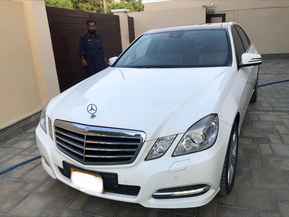 Mercedes Benz E Class 2012 for Sale in Karachi Image-1