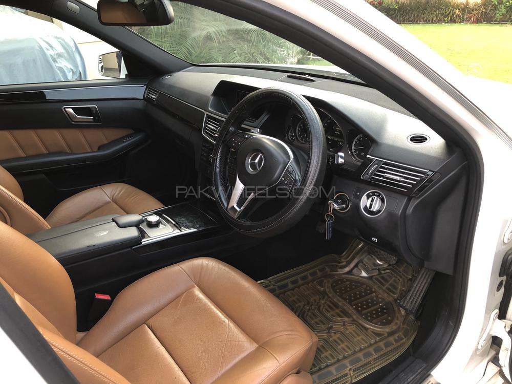 Mercedes Benz E Class 2012 for Sale in Karachi Mercedes Benz E Class 2012 for Sale in Karachi Image-4