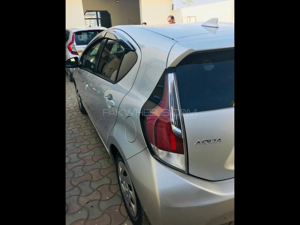 Toyota Aqua 2015 for Sale in Lahore Toyota Aqua 2015 for Sale in Lahore Image-4