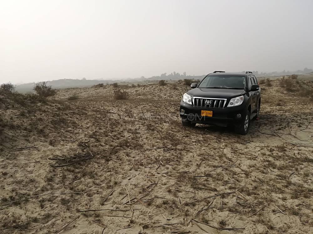 Toyota Prado - 2010  Toyota Prado - 2010  Image-2