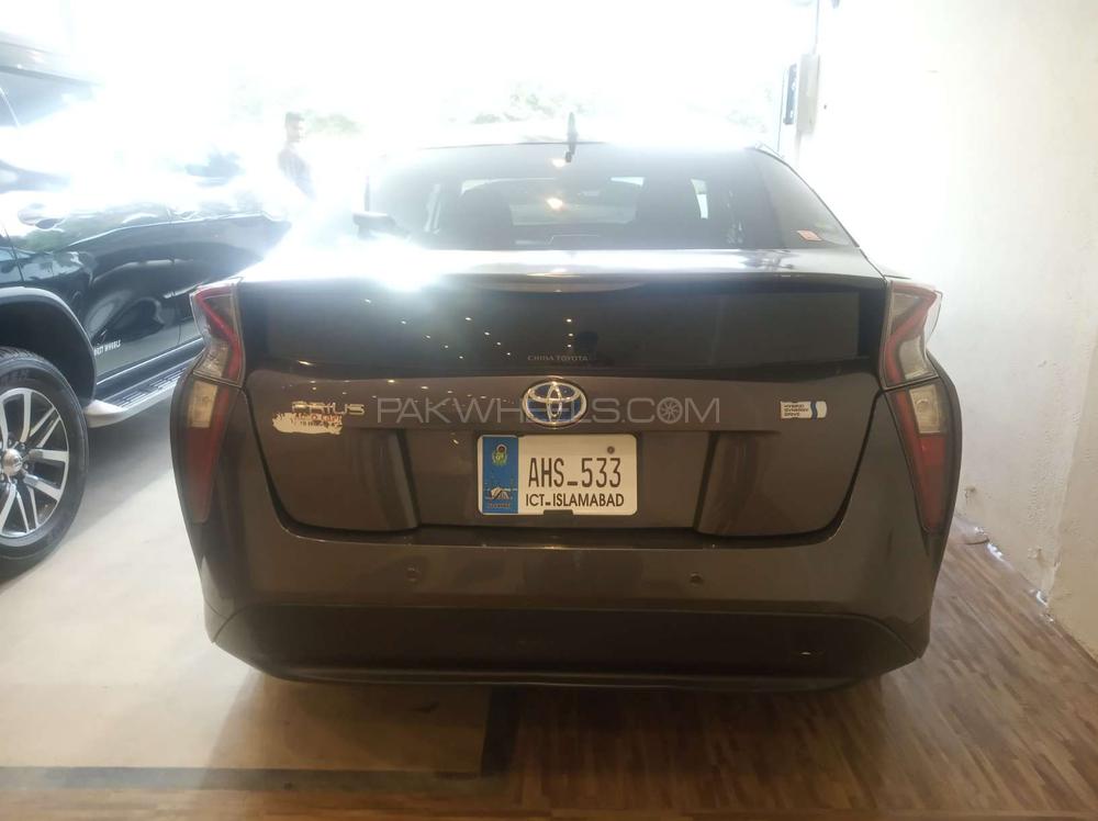 Toyota Prius 2016 for Sale in Faisalabad Toyota Prius 2016 for Sale in Faisalabad Image-2