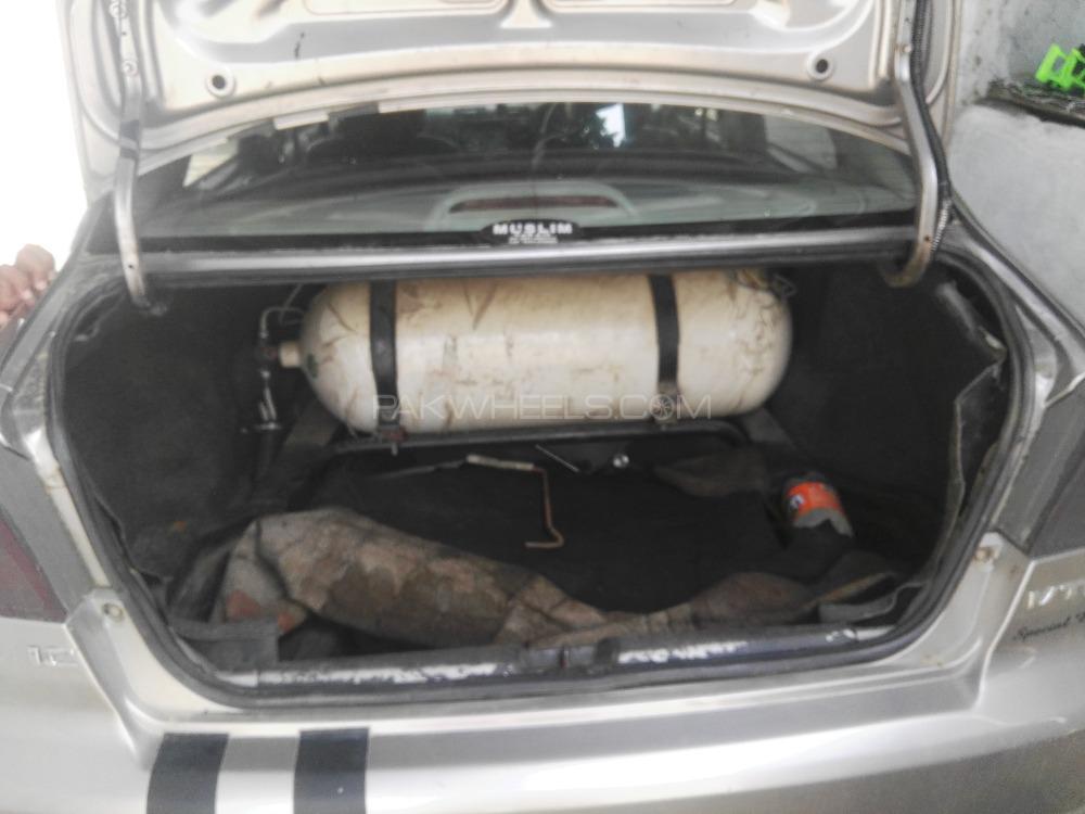Honda Civic 2002 for Sale in Attock Honda Civic 2002 for Sale in Attock Image-7