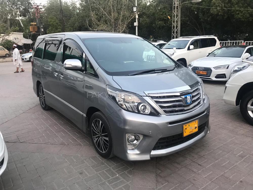 Toyota Alphard Hybrid 2012 for Sale in Karachi Toyota Alphard Hybrid 2012 for Sale in Karachi Image-3
