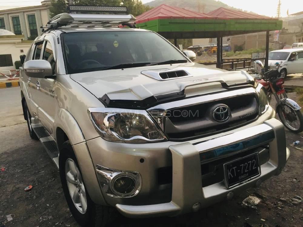 Toyota Hilux 2010 for Sale in Abbottabad Image-1