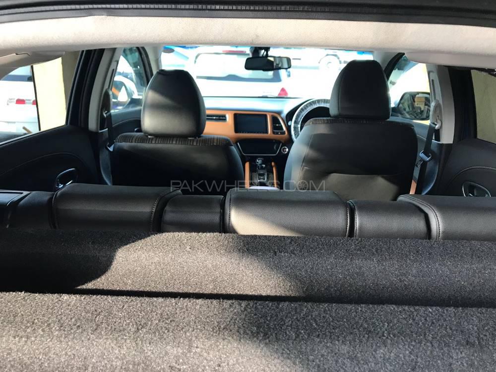 Honda Vezel 2016 for Sale in Rawalpindi Honda Vezel 2016 for Sale in Rawalpindi Image-8