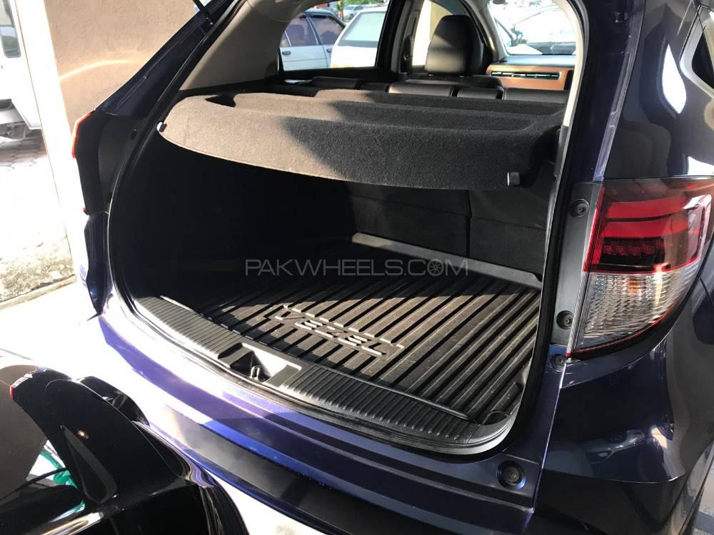 Honda Vezel 2016 for Sale in Rawalpindi Honda Vezel 2016 for Sale in Rawalpindi Image-9