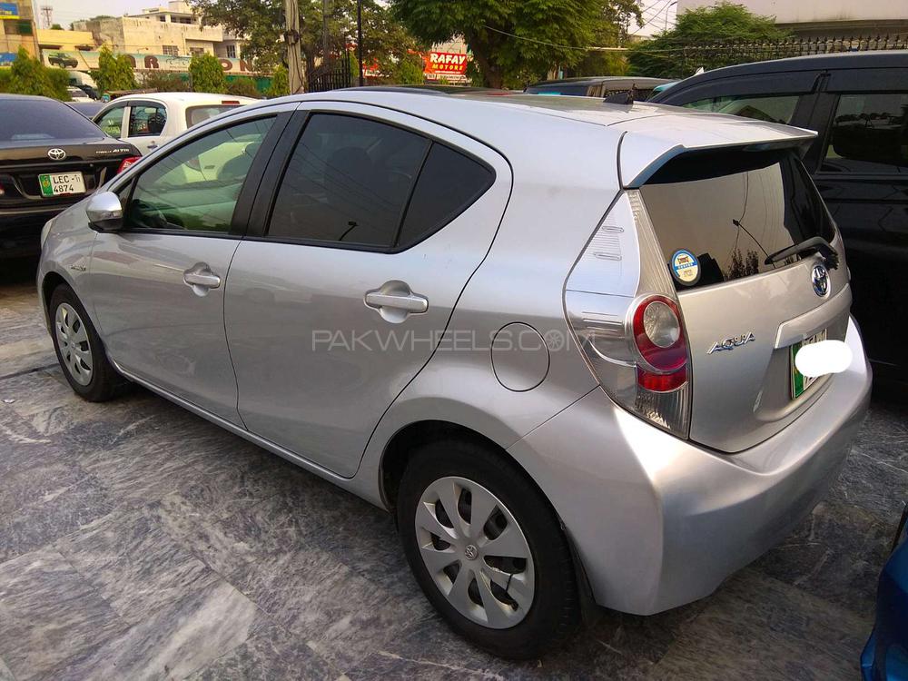 Toyota Aqua 2014 for Sale in Lahore Toyota Aqua 2014 for Sale in Lahore Image-10