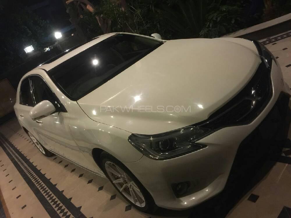 Toyota Mark X - 2013  Toyota Mark X - 2013  Image-3