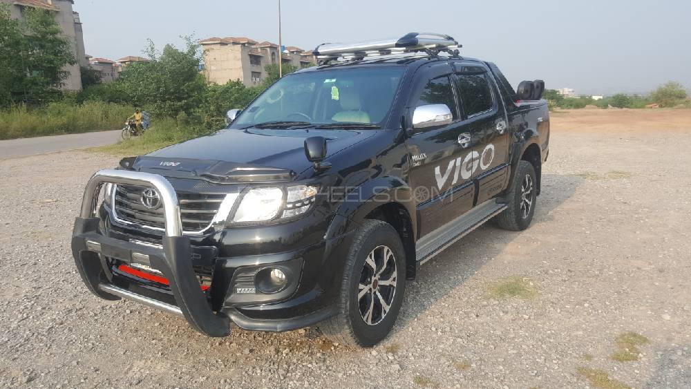 Toyota Hilux 2016 for Sale in Islamabad Toyota Hilux 2016 for Sale in Islamabad Image-18