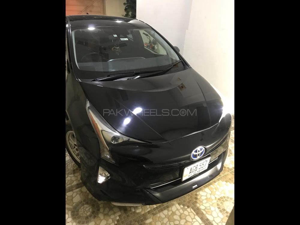 Toyota Prius 2017 for Sale in Rawalpindi Toyota Prius 2017 for Sale in Rawalpindi Image-3