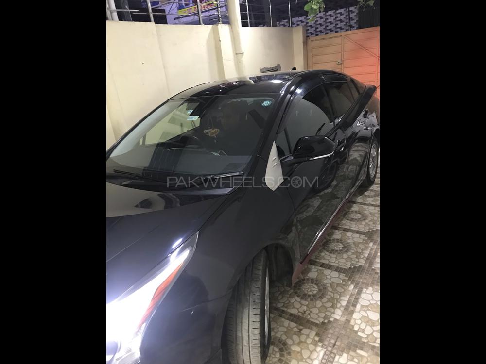 Toyota Prius 2017 for Sale in Rawalpindi Toyota Prius 2017 for Sale in Rawalpindi Image-7