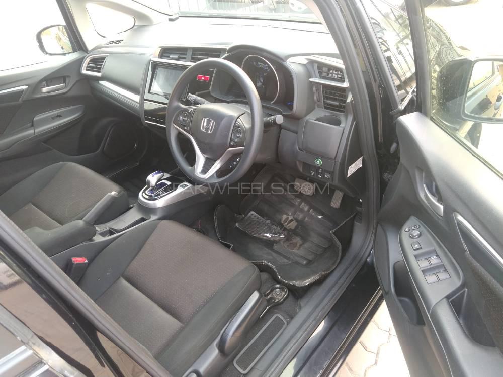 Honda Fit 2015 for Sale in Gujranwala Honda Fit 2015 for Sale in Gujranwala Image-14