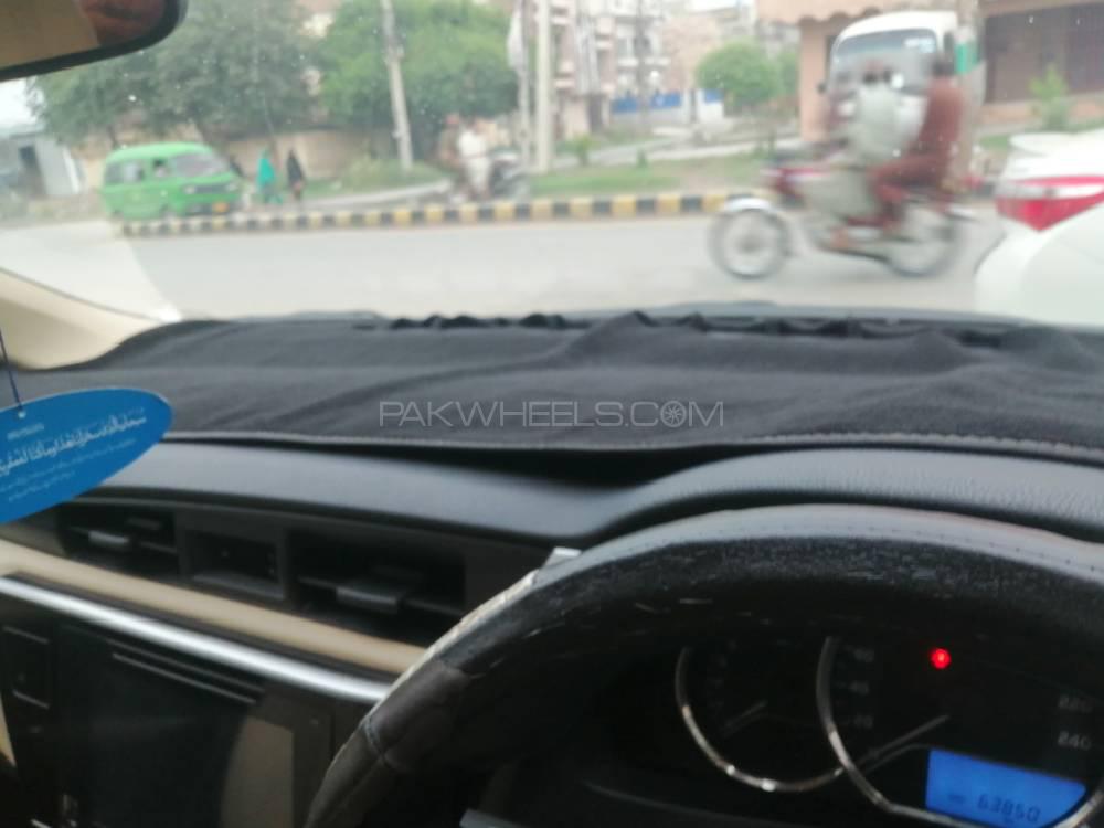 Toyota Corolla 2018 for Sale in Sahiwal Toyota Corolla 2018 for Sale in Sahiwal Image-4