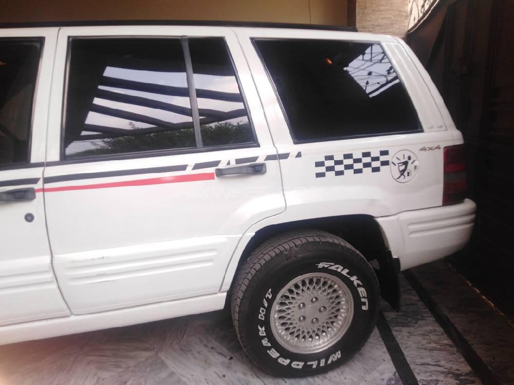 جیپ چیروکی 1997 for Sale in فیصل آباد جیپ چیروکی 1997 for Sale in فیصل آباد Image-4