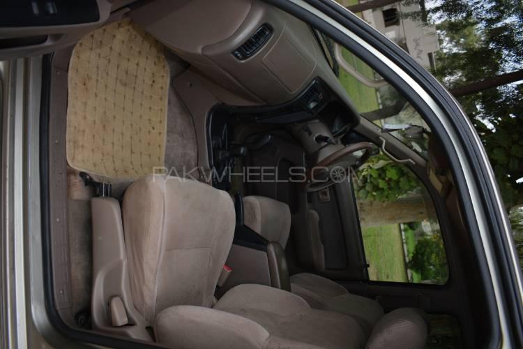 Toyota Surf 2002 for Sale in Peshawar Toyota Surf 2002 for Sale in Peshawar Image-5