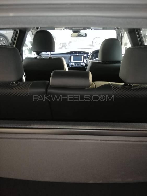 Toyota Corolla Fielder 2017 for Sale in Lahore Toyota Corolla Fielder 2017 for Sale in Lahore Image-5